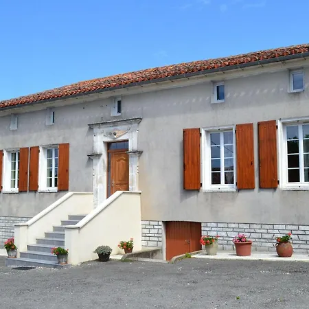 Charentais Renove, Vue Vignobles, Proche Angouleme - Fr-1-653-90 בית נופש