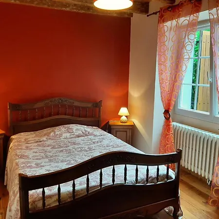 Charentais Renove, Vue Vignobles, Proche Angouleme - Fr-1-653-90 Holiday home Champagne-de-Blanzac