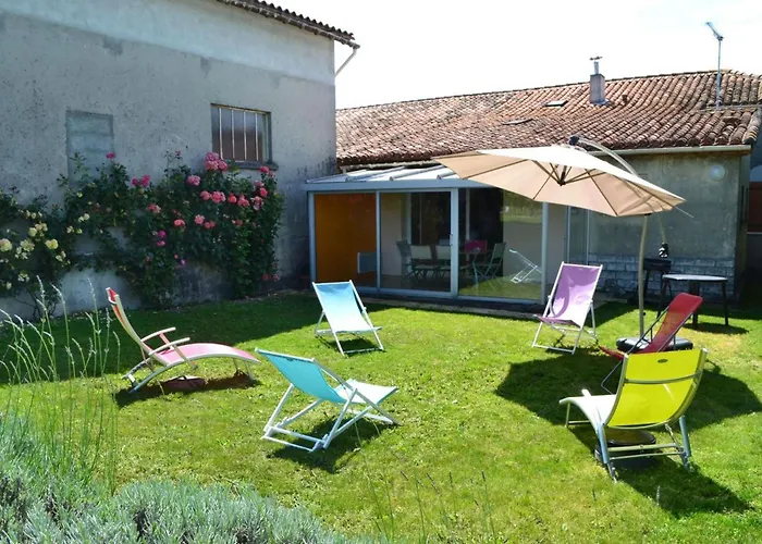 Сasa de vacaciones Charentais Rénové, Vue Vignobles, Proche Angoulême - Fr-1-653-90