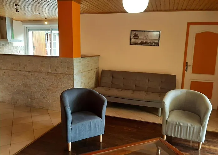 Сasa de vacaciones Charentais Rénové, Vue Vignobles, Proche Angoulême - Fr-1-653-90 *